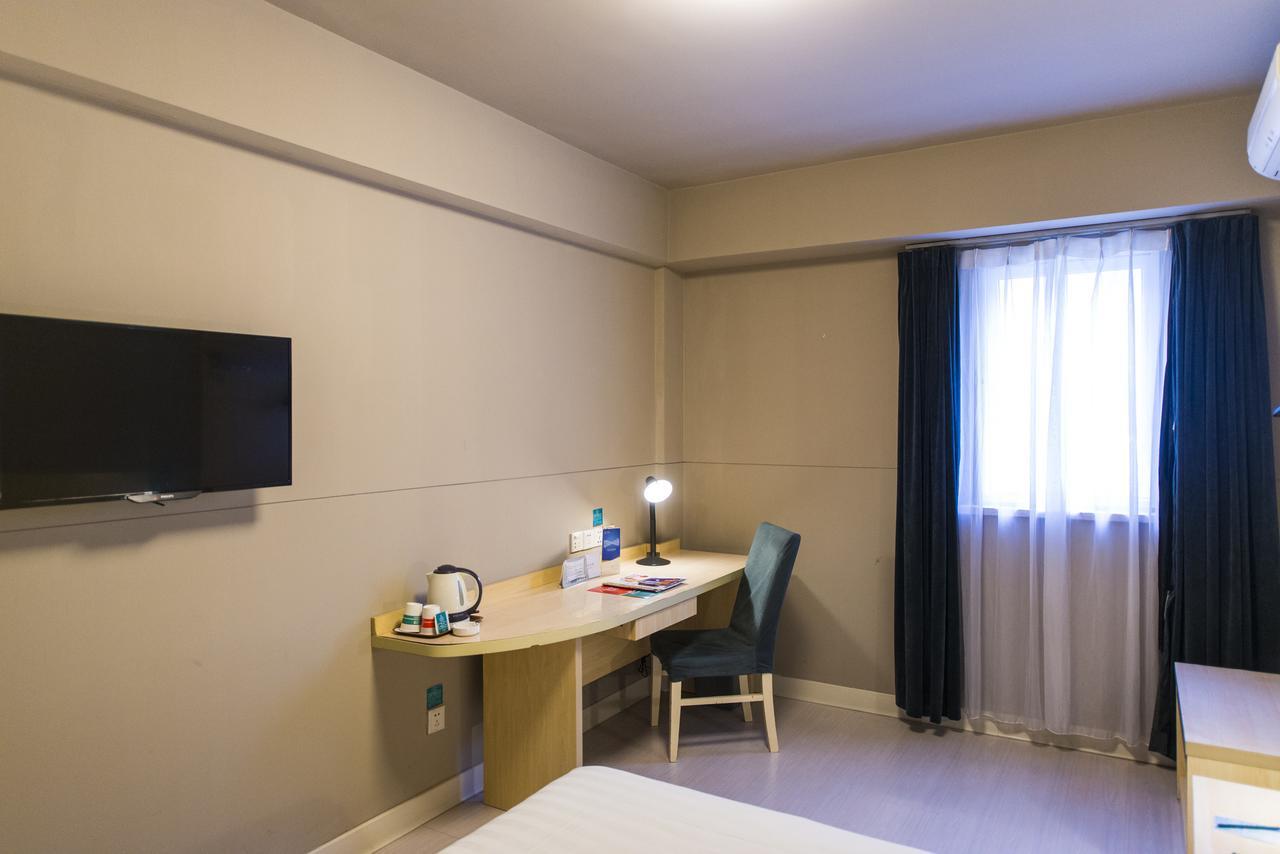 Bestay Hotel Express Shenyang Imperial Palace Huaiyuanmen Subway Station Kültér fotó