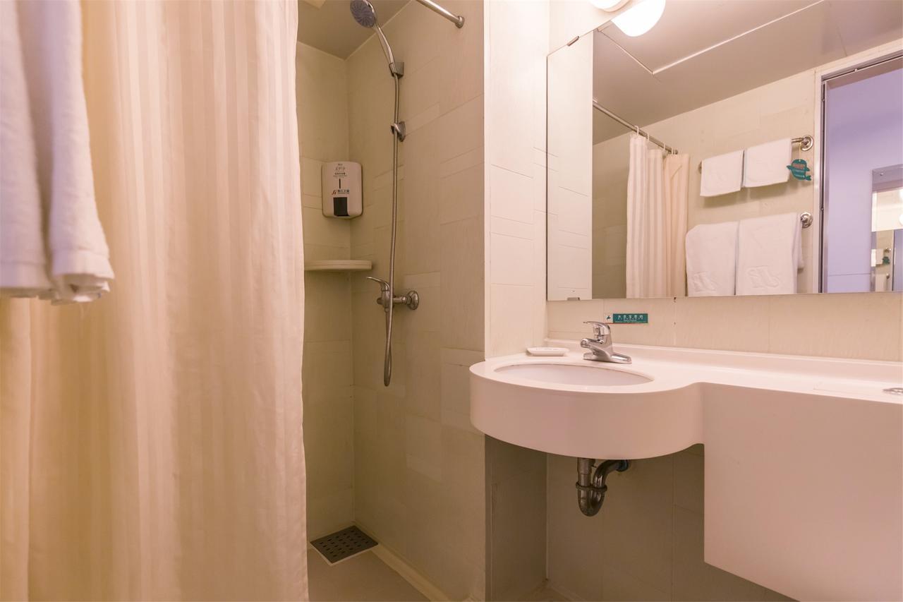 Bestay Hotel Express Shenyang Imperial Palace Huaiyuanmen Subway Station Kültér fotó